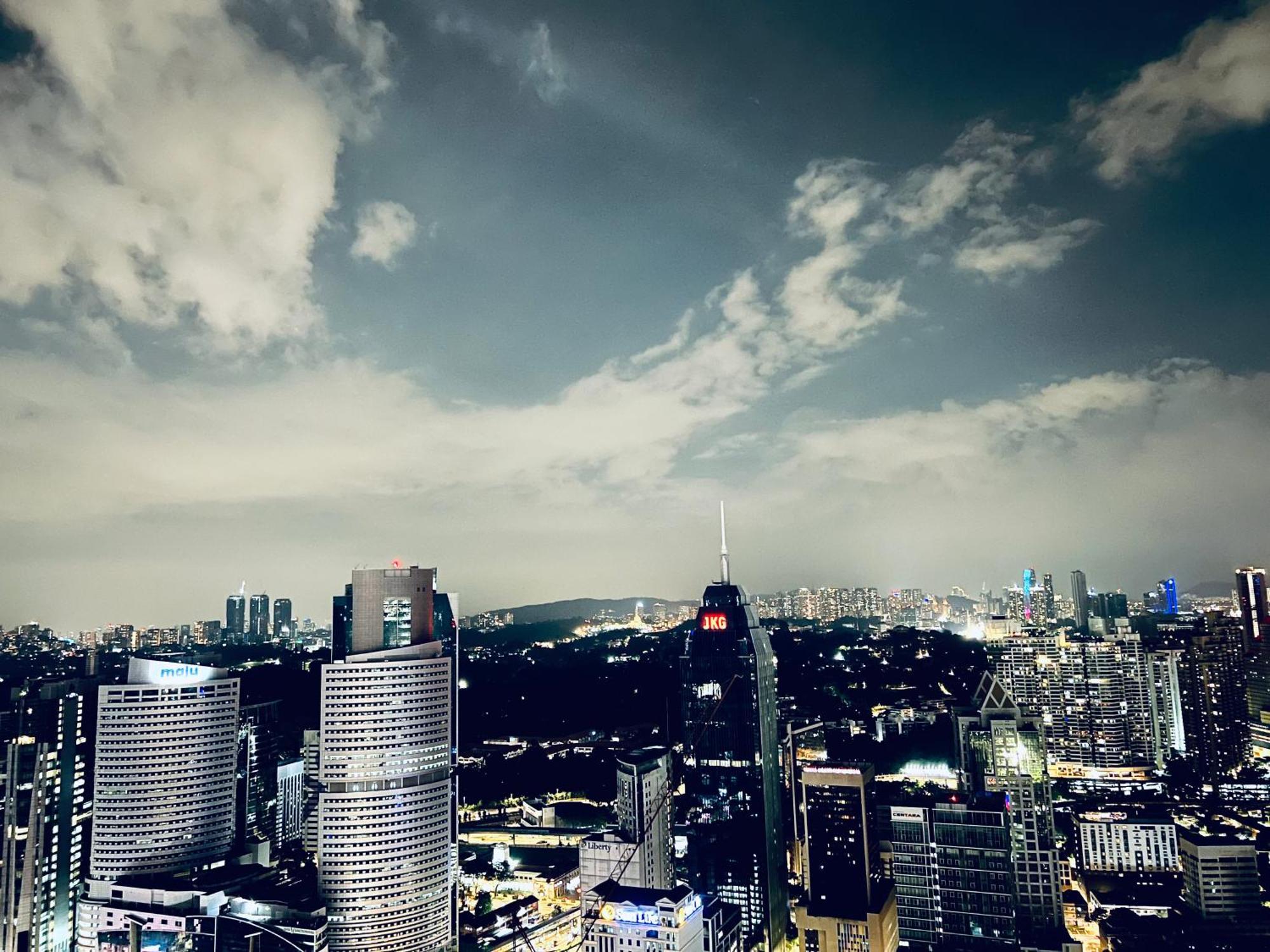 The Infinitum Kualalumpur Skypool Hotel Kuala Lumpur Eksteriør bilde