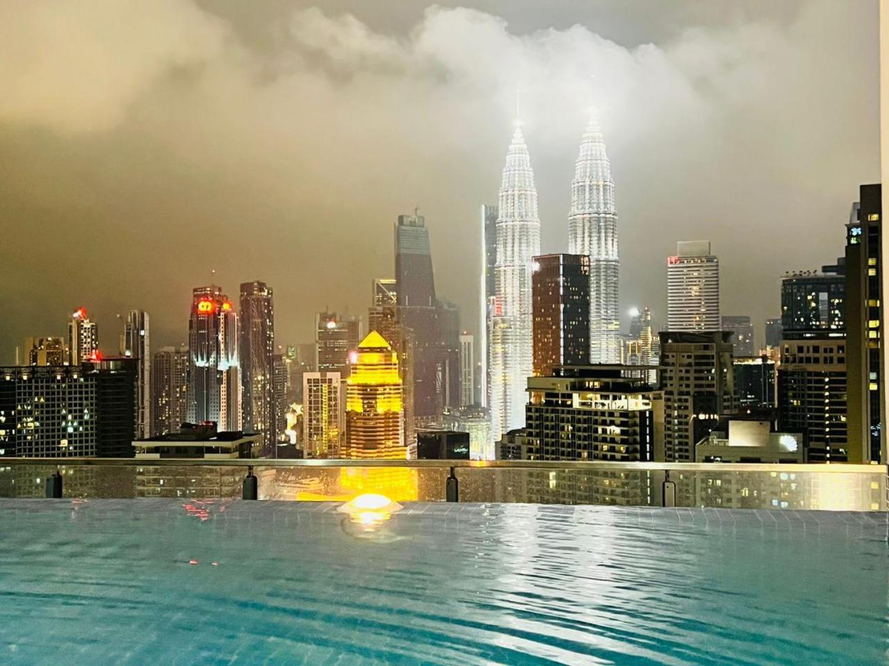 The Infinitum Kualalumpur Skypool Hotel Kuala Lumpur Eksteriør bilde